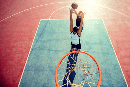 运动员职业发展新路径,篮球与娱乐产业跨界融合的简单介绍 运动员职业发展新路径,篮球与娱乐产业跨界融合的简单介绍