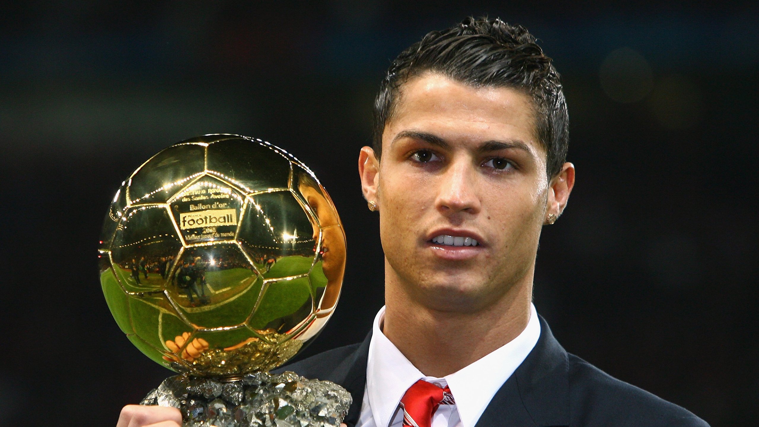 融合“足球+科技”创新成果在行业内掀起行业深度变革潮流,融合足球队