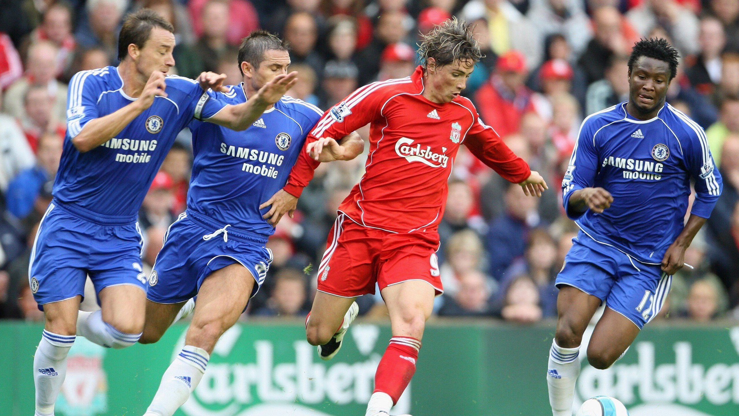 尼尔·巴特尔的防守让袋鼠队防线更加坚不可摧，巴特尔模仿奥尼尔